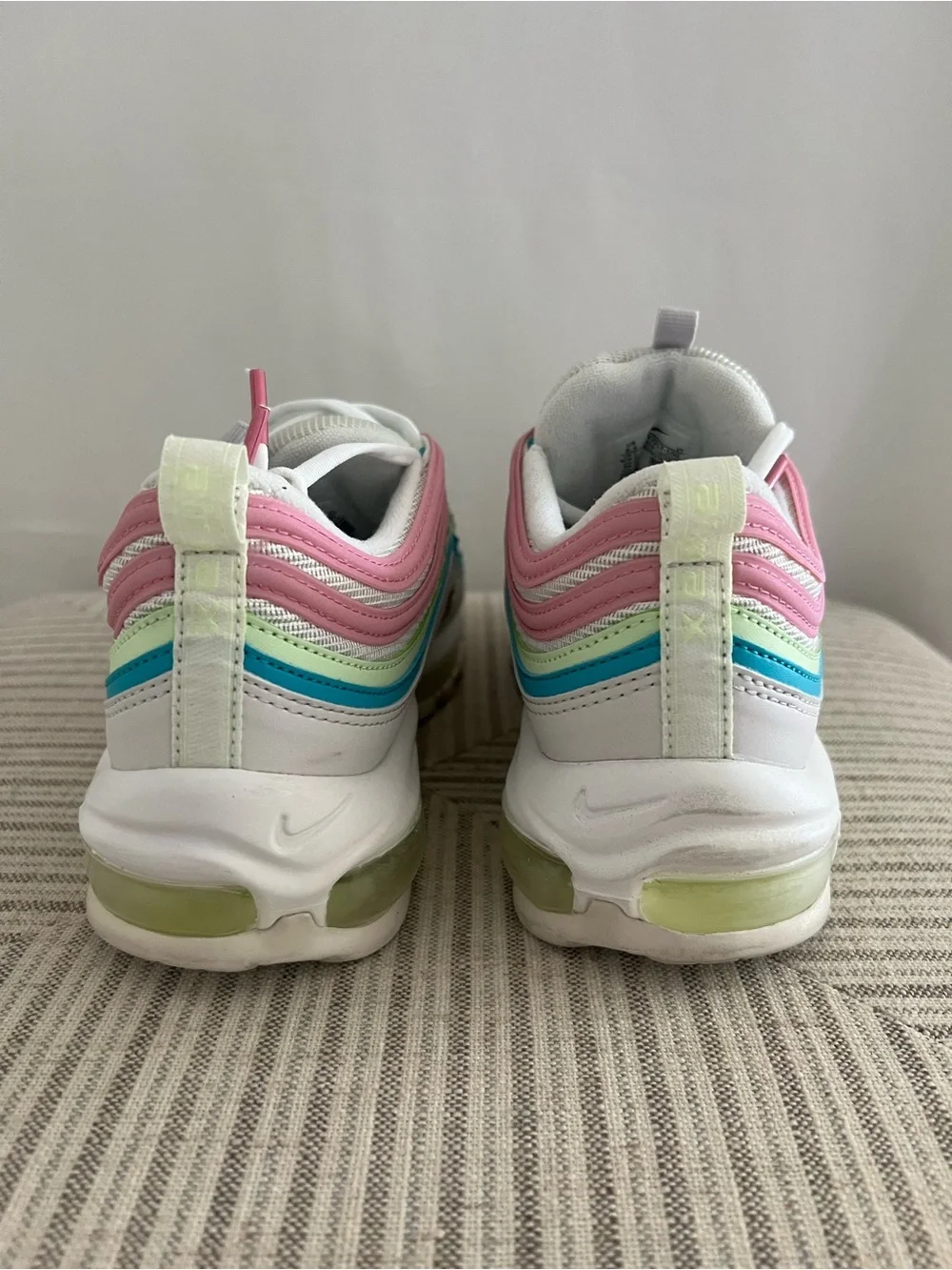 Nike women’s air